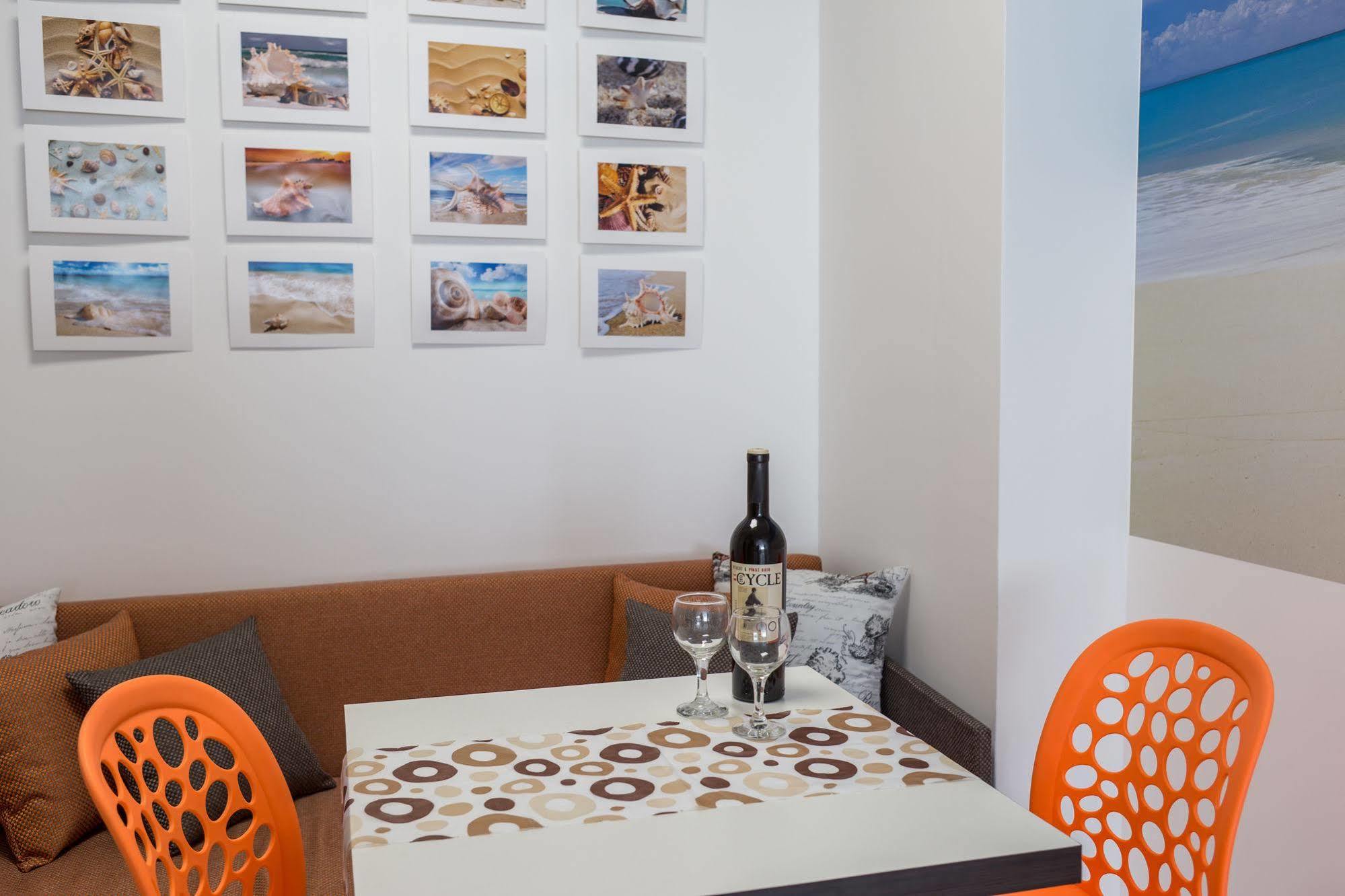 וארנה Tevi Apartments מראה חיצוני תמונה